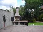 Zahradní udírna Rožmberk, povrchová úprava Marmolit - odstín 38, cihla velká.